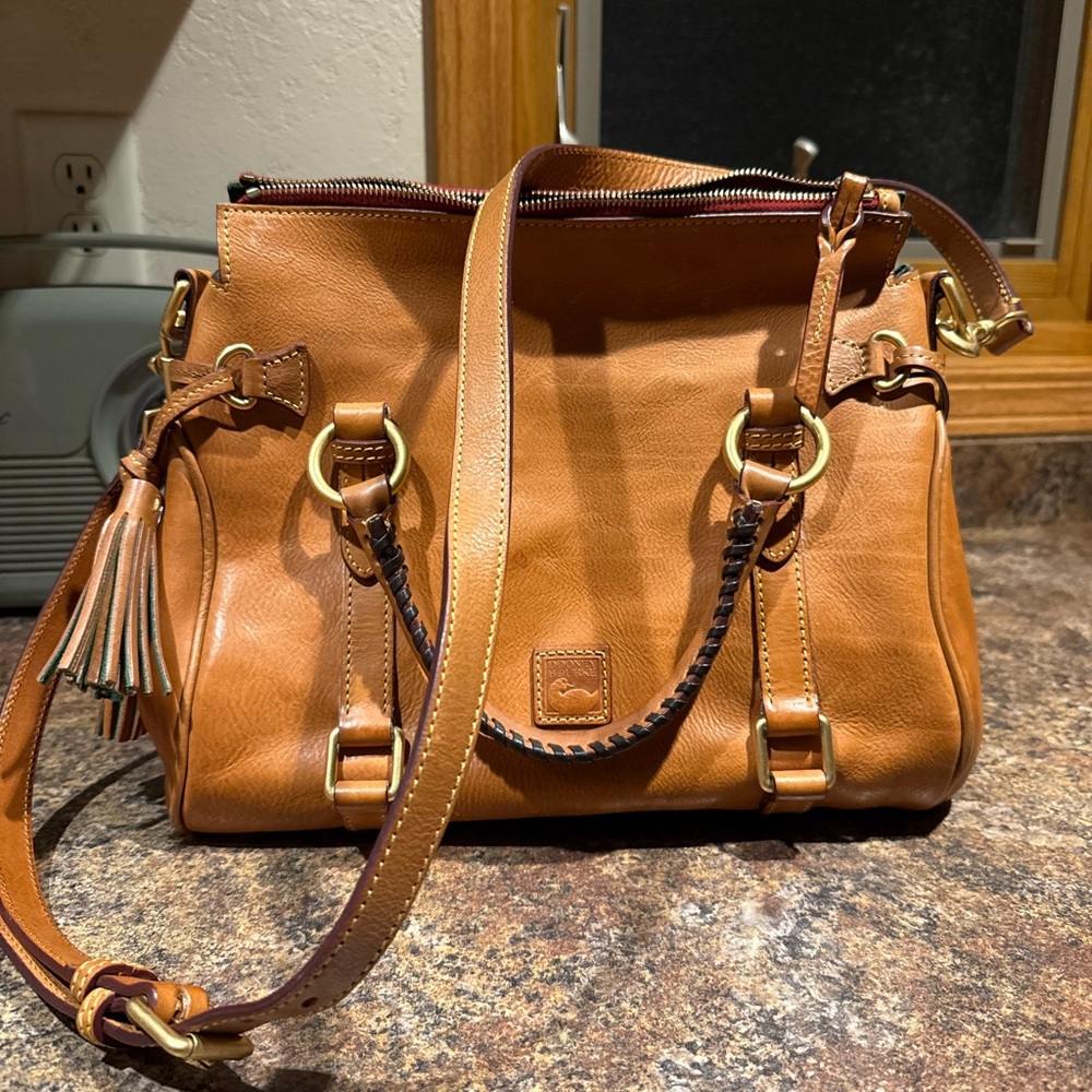 Dooney and Bourke Florentine Satchel 38 ￼